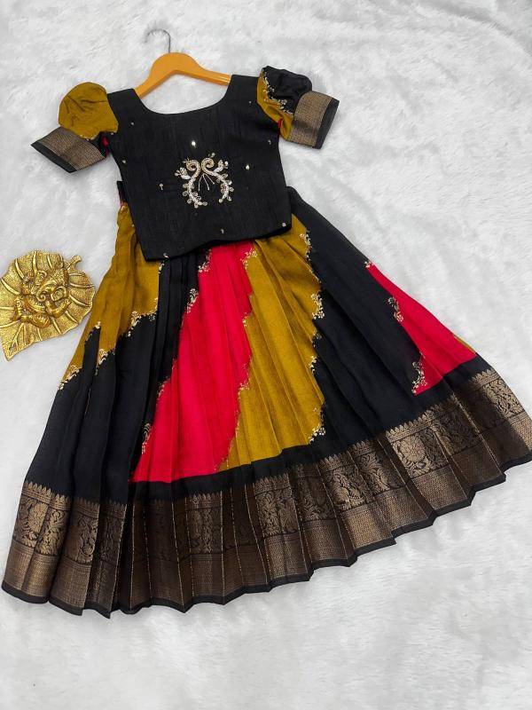 kids lehenga choli silk Kids wear manufacturers in Surat
